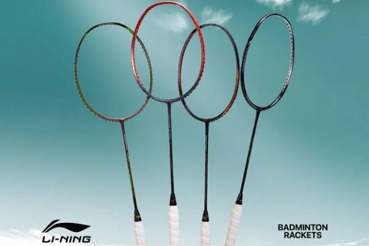 Raket Badminton Yonex (Foto: lining.studio)