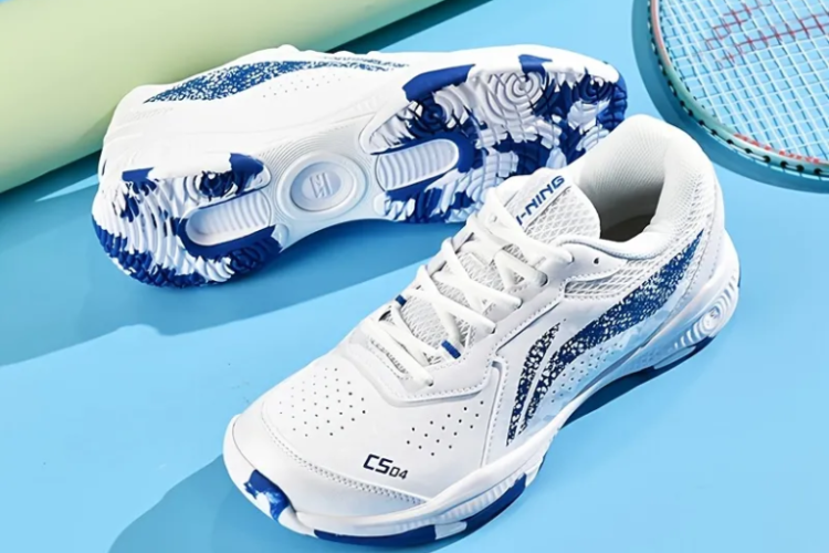 Rekomendasi Sepatu Badminton Li-Ning (Foto: temu.com)