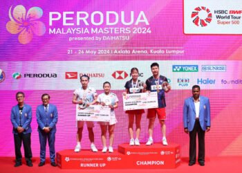 Rinov Rivaldy/Pitha Haningtyas Mentari di Podium Malaysia Masters 2024 (Foto: PBSI)